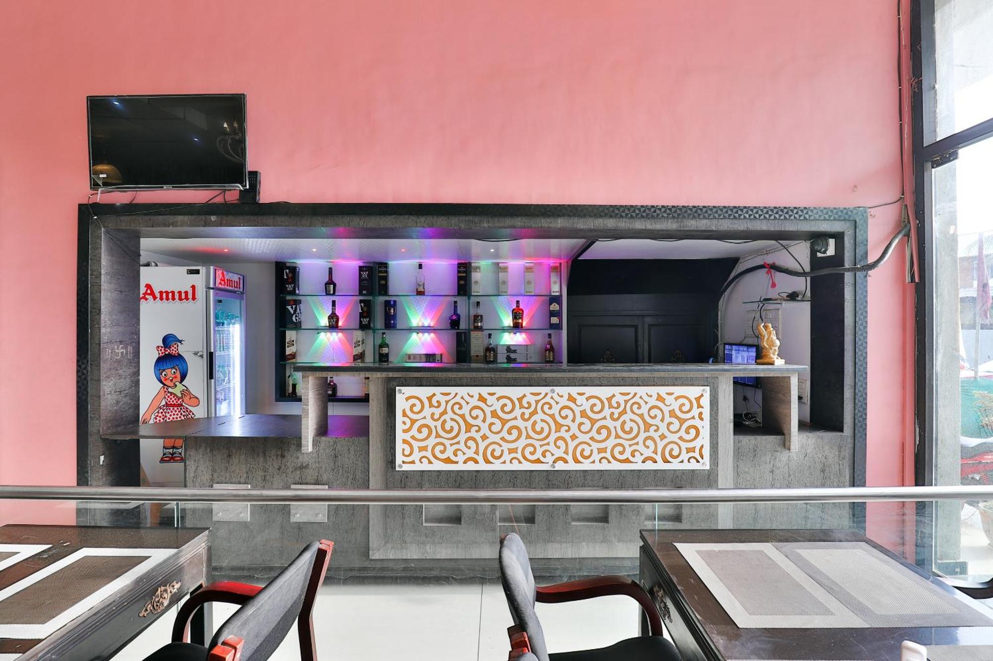 Hotel O Lotus Residency Даман Екстериор снимка