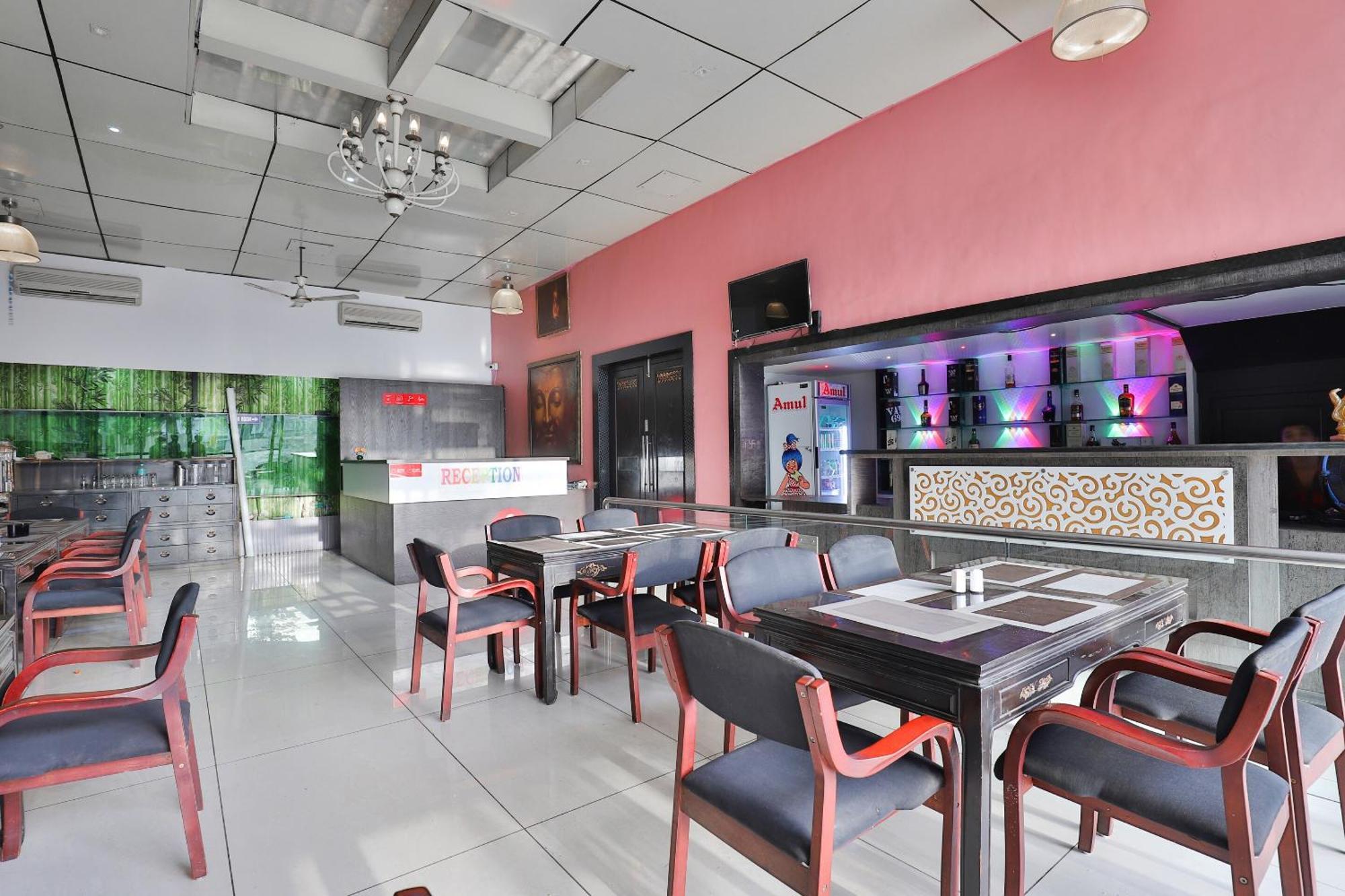 Hotel O Lotus Residency Даман Екстериор снимка